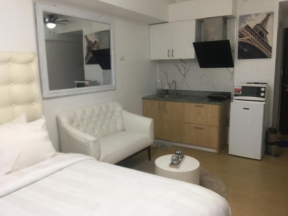 Cozy Studio Unit @ Centrio Tower Cagayan de Oro Esterno foto